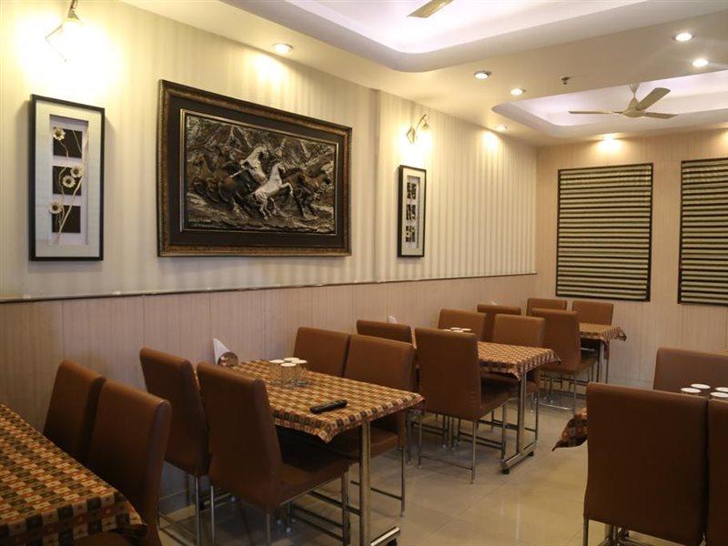 Hotel Aster Inn Karol Bagh New Delhi Exterior foto