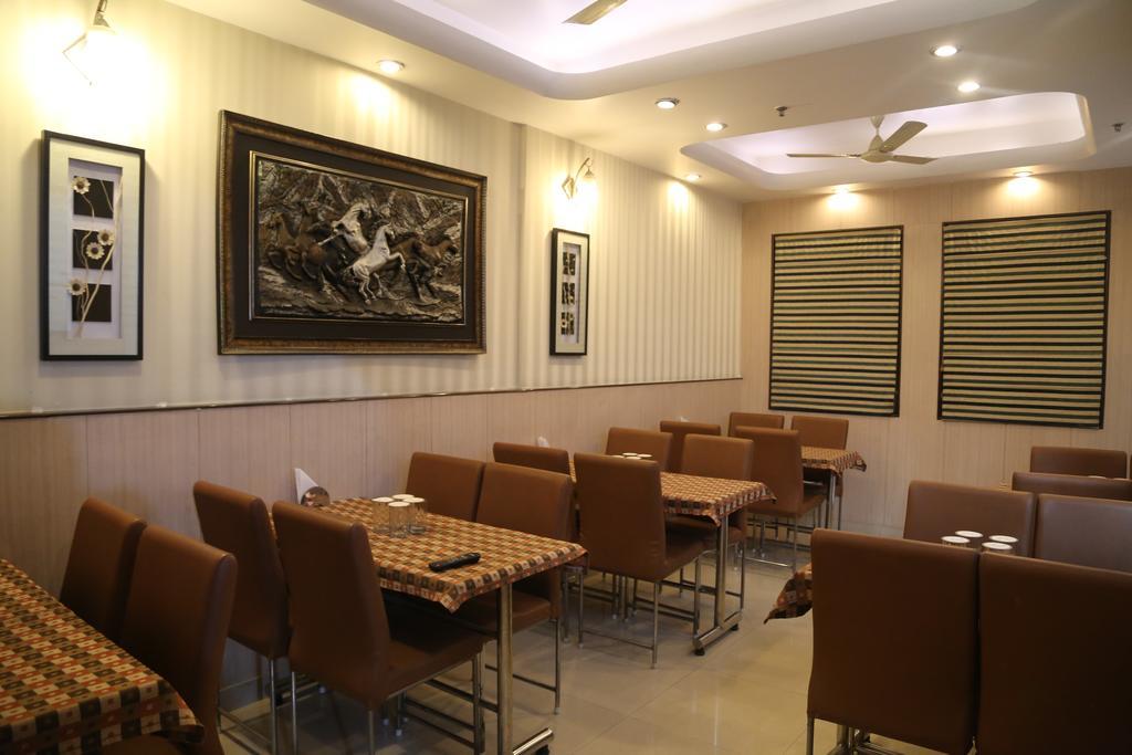 Hotel Aster Inn Karol Bagh New Delhi Exterior foto